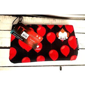 Loungefly IT Chapter Two Red Balloon Pennywise Pouch With Zipper Closure New NIP